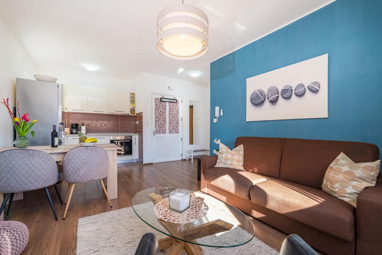 Apartment Karla Задар Экстерьер фото