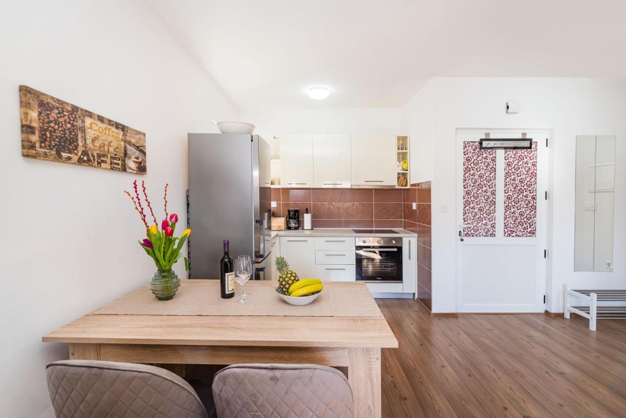 Apartment Karla Задар Экстерьер фото
