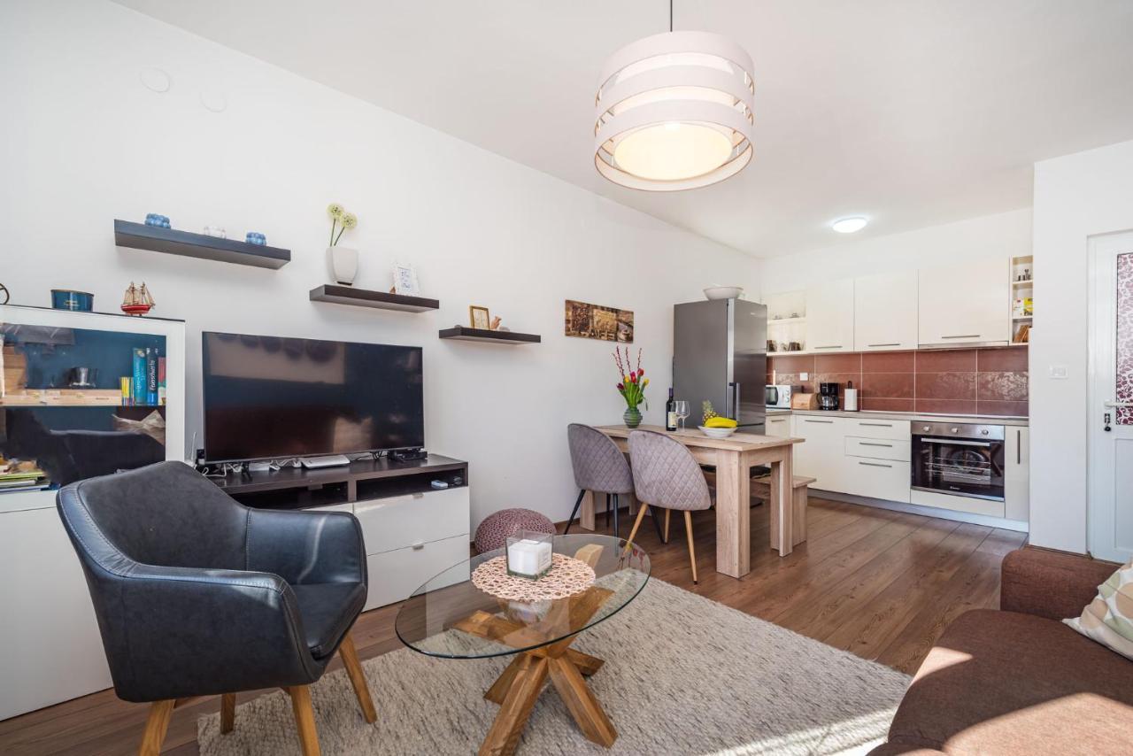 Apartment Karla Задар Экстерьер фото